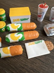16 Pc Zuru 5 surprise FOODIE mini brands SUBWAY SONIC WHITE CASTLE collection