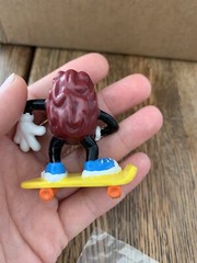 Lot of 4 Vintage California Raisins 1980s & 2001 PVC Toy Figures