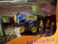Scooby-Doo 4×4 Scooby Rally Set Of 4 Monster Trucks And Mini Figures 1999 Boley