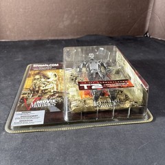 T-800 ENDOSKELETON MCFARLANE ACTION FIGURE MOVIE MANIACS TERMINATOR 2 T2 NEW