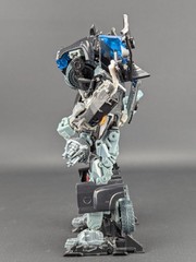 Transformers Dark of the Moon Ironhide complete Hasbro DOTM Voyager 2011