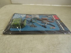 1966 G.I. Joe Fighting Men French Resistance Fighter Equipment Pack Hasbro MIP