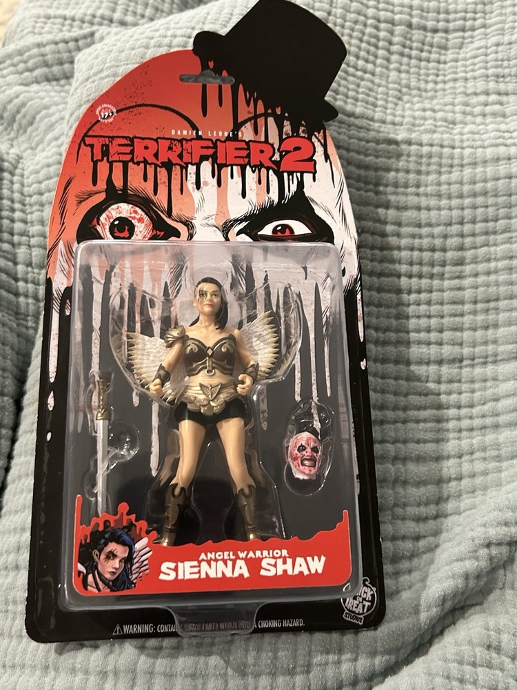 Damien Leone’s Terrifier 2 Angel Warrior Sienna Shaw Brand New!