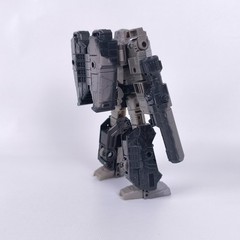 Transformers Megatron Netflix Voyager Class With Cannon