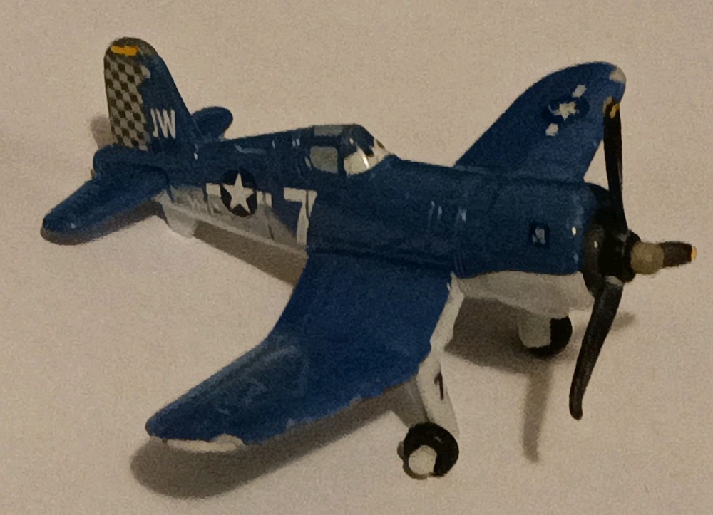 Disney Pixar Planes Skipper Riley #7 die-cast/ plastic Plane 1:55 Scale. 42