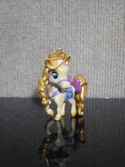 Disney Palace Pets Blondie Whisker Haven Pony Princess 2.5″ Figure Toy