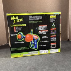 MARTIAN BRAIN DISINTEGRATOR MARS ATTACKS! TRENDMASTERS PROP REPLICA NEW