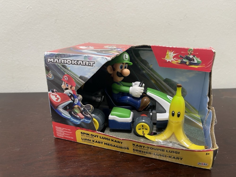 JAKKS Mario Kart – Spin Out Luigi with Banana – Brand New In Box