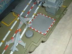 Vintage 1998 Redbox Toys 30″ US Military Aircraft Carrier USS Enterprise #69016