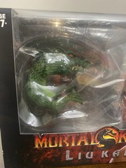 Mortal Kombat Liu Kang with Dragon Storm Collectibles New