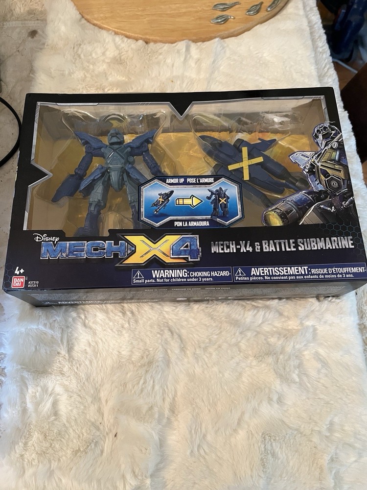 Disney Mech X4 And Battle Submarine Set