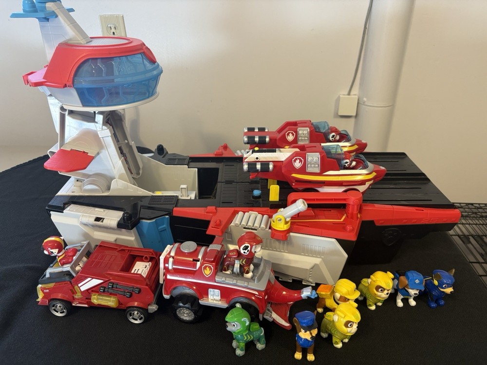 Paw Patrol Aircraft Carrier HQ with Chase Action Figure and Mighty Pups Big Set