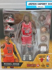 Mafex No.100 Michael Jordan Chicago Bulls Figure 6.5 inches / Medicom