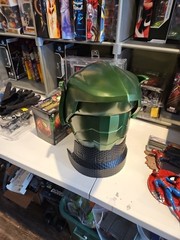 Marvel Legends Spider-Man NWH Green Goblin Premium Helmet + Pumpkin Bomb