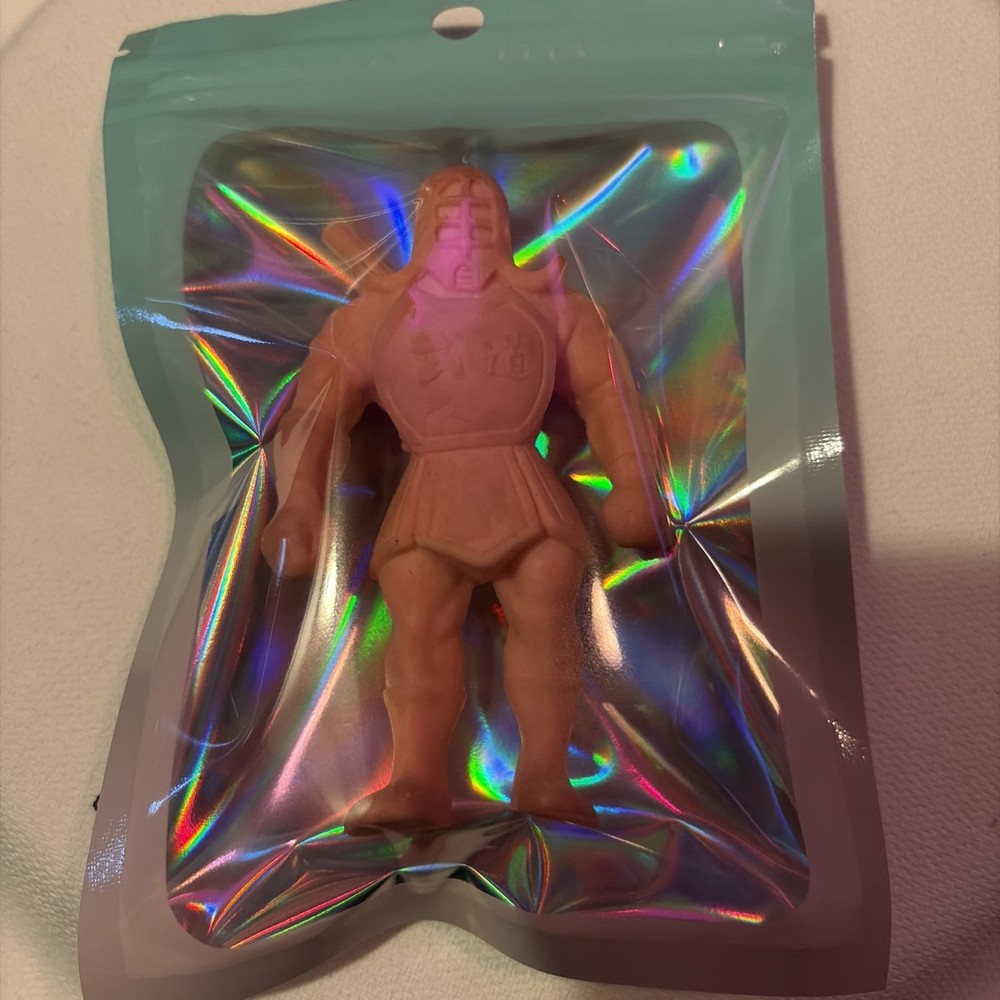 LARGE 3.5″ Kinnikuman Ultimate M.U.S.C.L.E RARE eraser Keshi Big the Budo