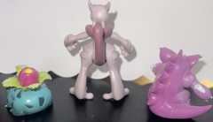 Mewtwo, Nidoking, Ivysaur Vintage Lot of Tomy Pokemon Figures