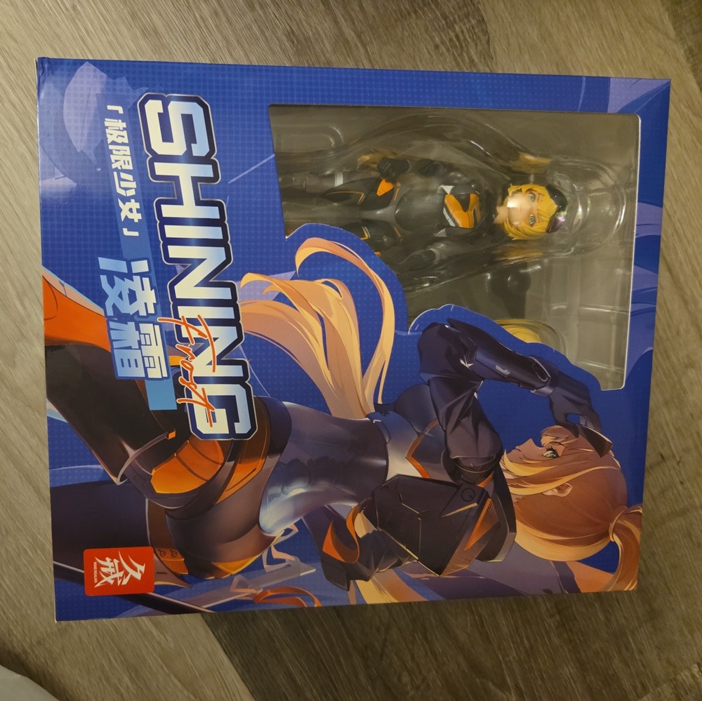 SLIGHTLY USED Nine Realms Extreme Girls Shining Frost 1/10 figure