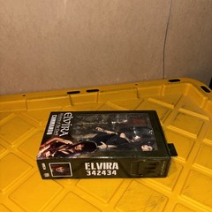 NECA ELVIRA MISTRESS OF THE DARK COMMANDO 7″ ACTION FIGURE FAST SHIPPING