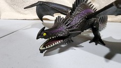 2013 Spin Master How to Train Your Dragon “Defenders of Berk” Skrill Figure