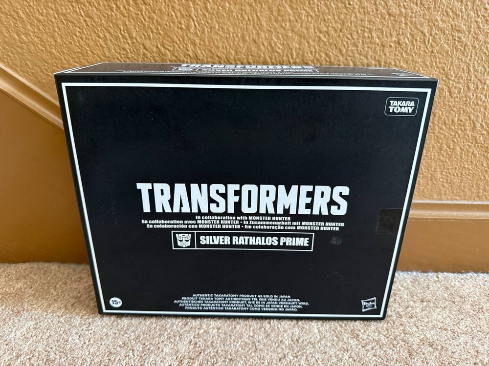 *NEW* SILVER RATHALOS PRIME Takara Tomy Transformers Collaborated Monster Hunter