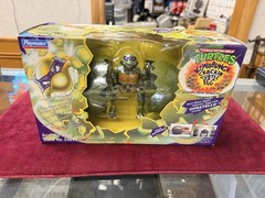 Ninja Turtles KOWABUNGA CRACKIN’ EGG – Donatello – 1994 TMNT New / Sealed