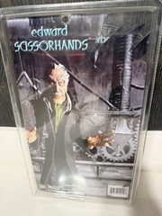 Mezco 2006 Edward Scissorhands Professor Vincent Price Figure New