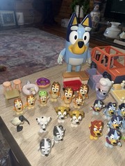 Bluey Figures And Furniture 21 Figures Etc