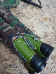 1998 21ST Century Toys 12” Soldier Camo Helmet & Accessories See Photos (#004)