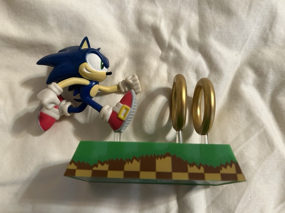 Sonic the Hedgehog Collectible Figure Loot Crate Exclusive Sonic & Rings
