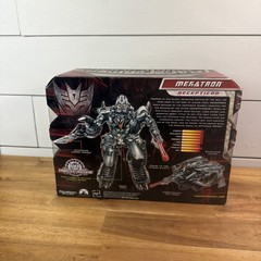 Transformers Revenge of The Fallen Voyager Megatron Figure NEW Ships Fast!