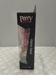 McFarlane Toys Poppy Playtime Kissy Missy & Poppy 7″ Action Figure – IN HAND