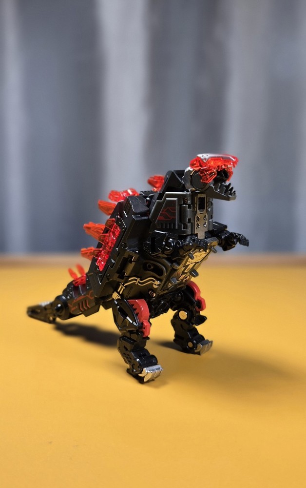 52Toys BeastBOX BB-29 BLOODSTONE Dinosaurs Toy. New without original packaging.
