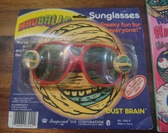 *Carded* Vintage Madballs 1986 Dust Brain Sunglasses w/ BONUS Madballs Jokebook