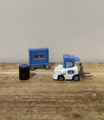 Mattel Disney Pixar Cars Race O Rama Easy Idle Pitty With Tool Chest & Tires