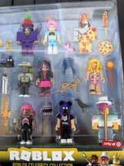 R0BLOX Celebrity Series 2 – 12 pack Target exclusive no codes