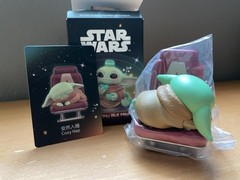 Star Wars Pop Mart Grogu – Tiny But Mighty Figure (Cozy Nap)
