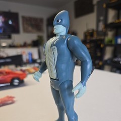 TIGERSHARKS MAKO 1986 Action Figure works great. vintage telepix clean