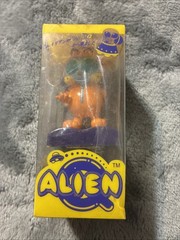 Alien Q Garfield The Cat Character New In Box Fun Base By Fame Master Ltd. 👀