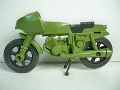 K26i47711 RAM MOTORCYCLE W/ BOX & UNUSED DECALS COMPLETE 1982 VINTAGE HASBRO