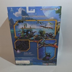 McFarlane Toys Avatar World of Pandora Tonowari & Skimwing Set Glow in Dark
