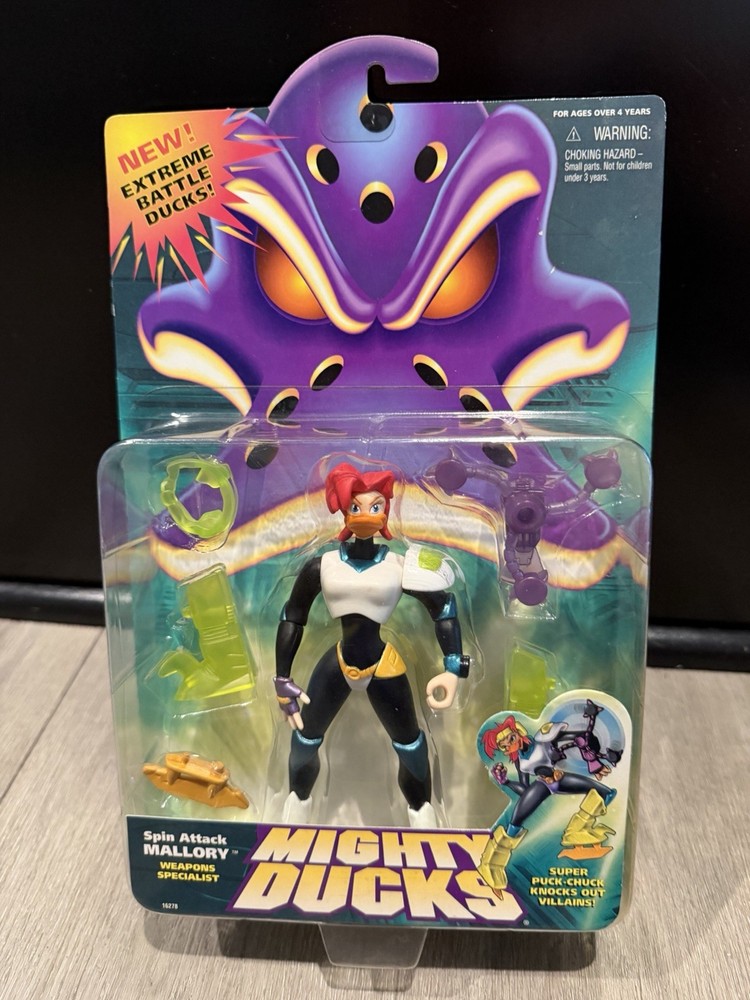 SPIN ATTACK MALLORY Mighty Ducks Extreme Battle Action Figure NIB 1996 Mattel