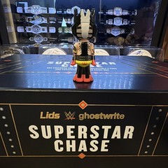 WWE Superstar Chase Lids Exclusive Ghostwrite Rey Mysterio US Championship base
