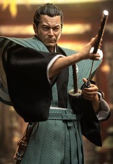 Infinite Statue X Kaustic Plastik TOSHIRO MIFUNE SAMURAI 12in Action Figure Doll