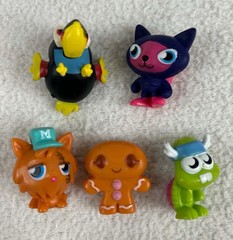 Moshi Monsters Moshlings Figures Lot of 20 Toy Figurines Katsuma Poppet