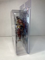McFarlane DC Page Punchers Robin Action Figure w/ Comic Fighting Frozen – NIB