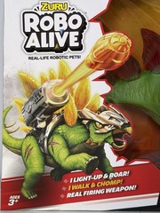 ZURU Robo Alive Dino Wars Stegosaurus Robotic Dinosaur Toy Light Up Roar NIB