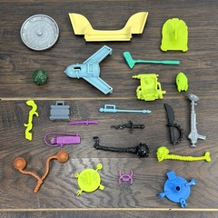 Vintage 1990’s TMNT Action Figure Parts Weapons Accessories Lot Of 22