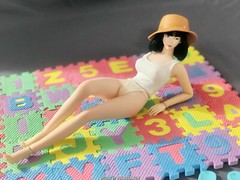 US 1:6 Pale Skin Medium Breast Female Makeup Seamless Figure Body With detail