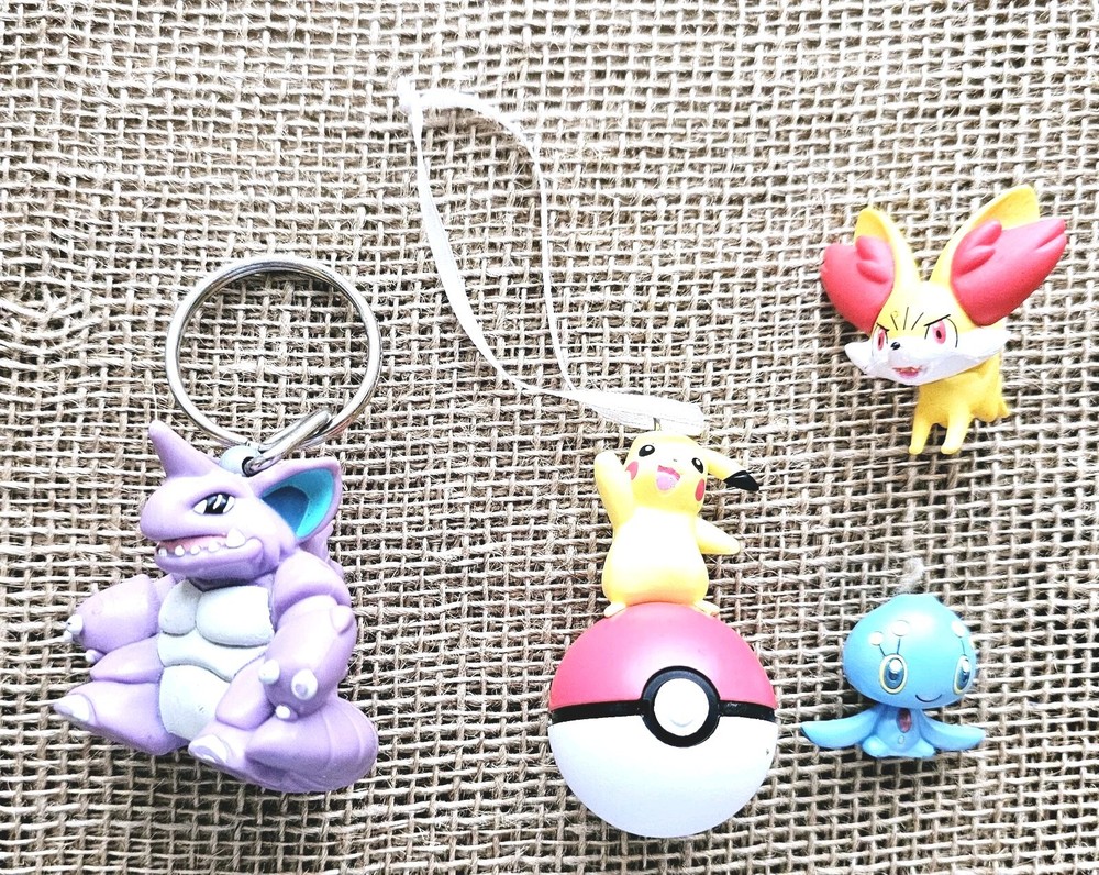 Lot Of 4 Pokemon Toy Figures 3″ Nidoking King Chain, 2″ Fennekun, 1″ Manaphy, 3″
