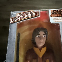 2014 Disney Hasbro Star Wars Rebels Action Figure Ezra Bridger & lightsaber NIB